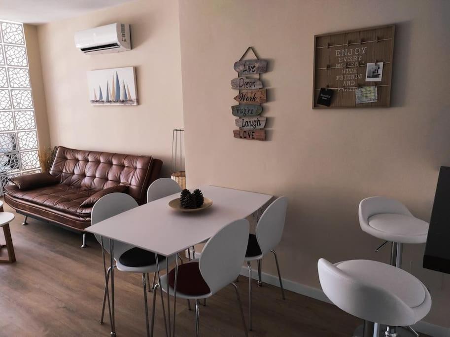 Estudio Centrico En Torremolinos Exteriör bild